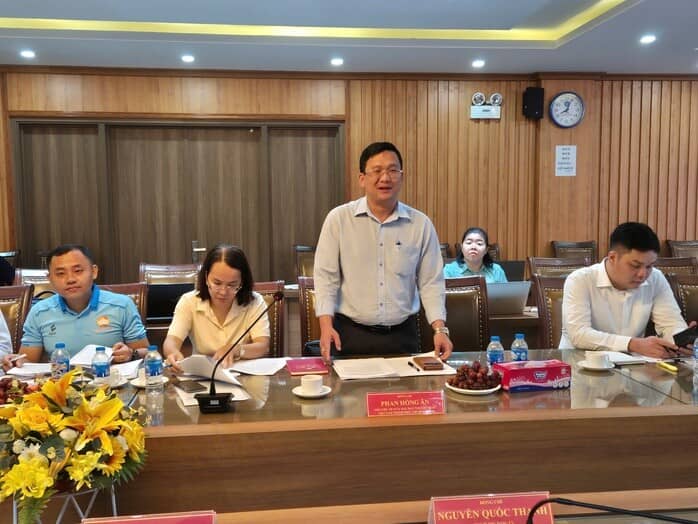 Kiến nghị đóng BHXH bắt buộc đối với tài xế xe ôm công nghệ, người làm việc trực tuyến