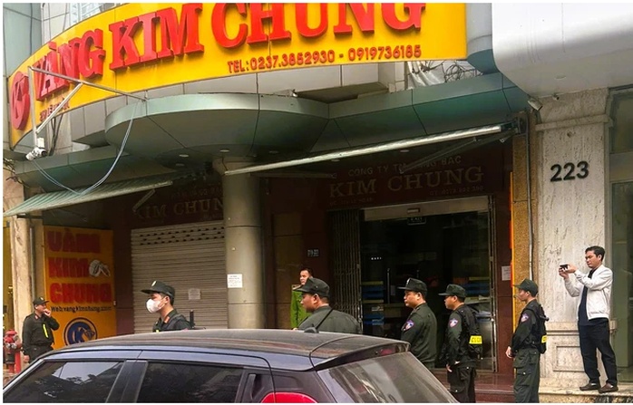 Thu 5.000 tỉ đồng trong 5 năm, nộp thuế 10 triệu đồng/tháng, tiệm vàng Kim Chung trốn thuế cách nào?