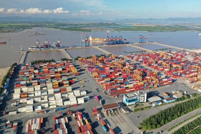 Đề xuất ưu đãi cho doanh nghiệp cam kết nội địa hóa ở khu thương mại tự do