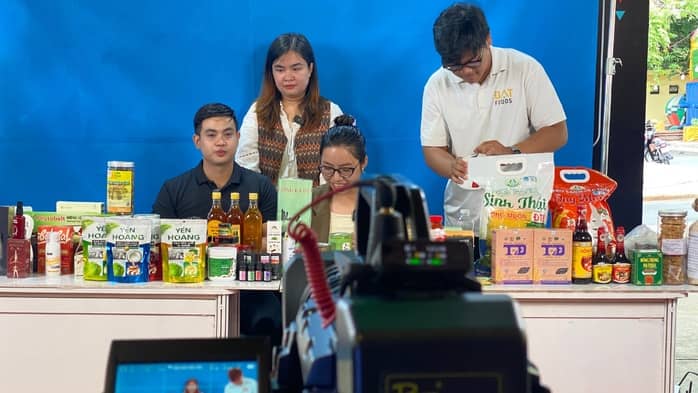 Livestream bán hàng: Không được nói bừa