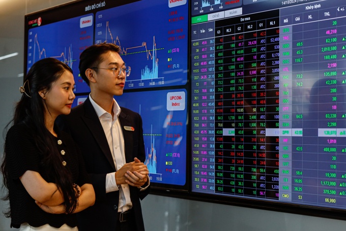 JP Morgan: VN-Index có thể đạt mốc 2.200 điểm năm sau