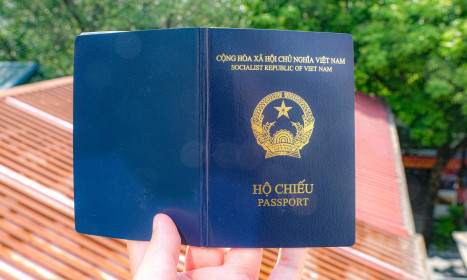Hộ chiếu Việt Nam tăng hai bậc