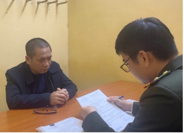 Khởi tố Hiệu trưởng Trường Cao đẳng Du lịch Hà Nội cùng đồng phạm, làm rõ dấu hiệu “xà xẻo” tiền cho sinh viên tham gia A 80