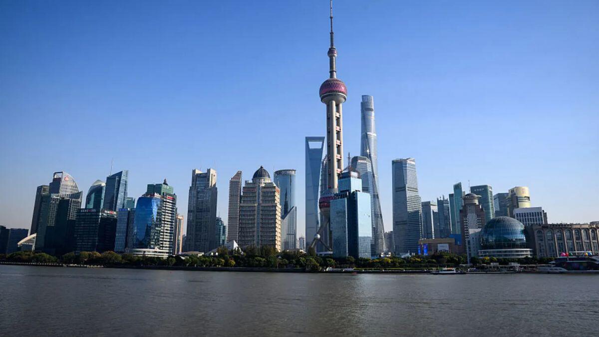 Số liệu mới gây thất vọng mạnh, hé lộ thách thức lớn nhất của kinh tế Trung Quốc