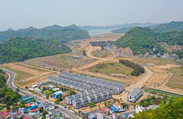 Top thương vụ M&A nổi bật 2025: Tiền ngoại phủ sóng