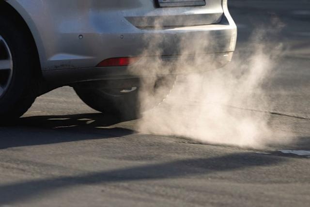 EU đề xuất bãi bỏ luật cấm xe động cơ đốt trong