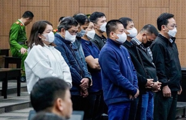 Hệ lụy buồn từ loạt cựu thẩm phán, kiểm sát viên… “chạy án”