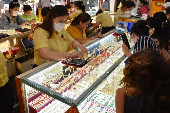Giá vàng hôm nay 17-12: Bật tăng trở lại
