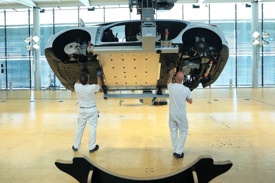 Cú chững lại của xe điện toàn cầu