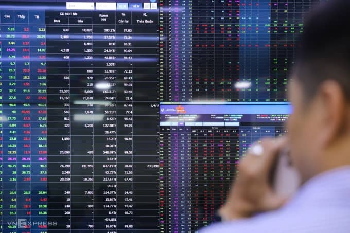 Quỹ ngoại lớn nhất Việt Nam có thể thoái vốn gần nửa tỷ USD