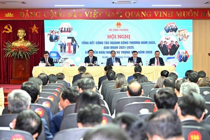 Bất ngờ về số tiền người Việt chi cho mua sắm online mỗi năm lên đến 400 USD