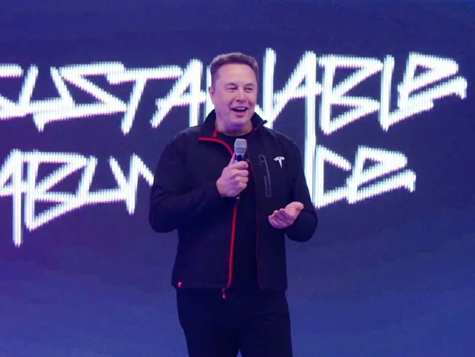 Năm 2025 “kỳ lạ” của Elon Musk