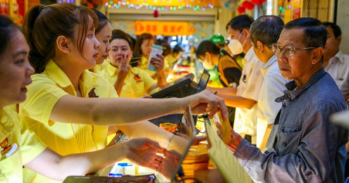 Ngóng ngày được cấp phép nhập khẩu vàng