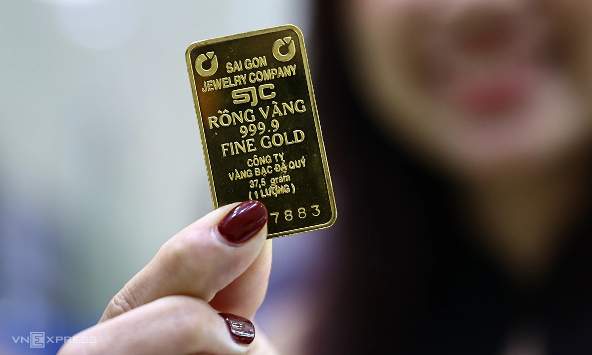 Giá vàng hôm nay: Vàng miếng lên gần 160 triệu đồng