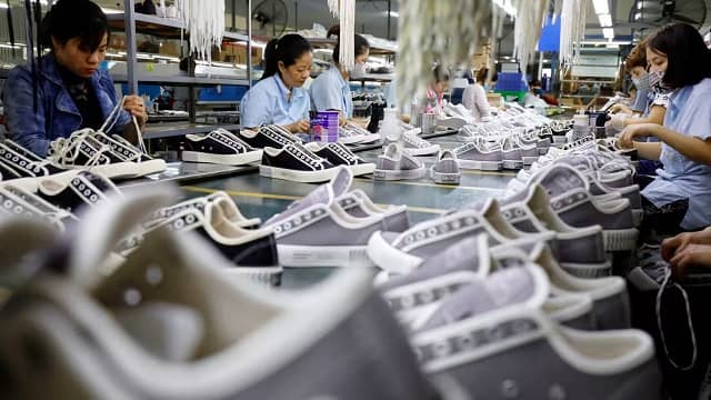 Thuế quan Trump “phả hơi nóng” vào ngành da giày Việt Nam và Indonesia