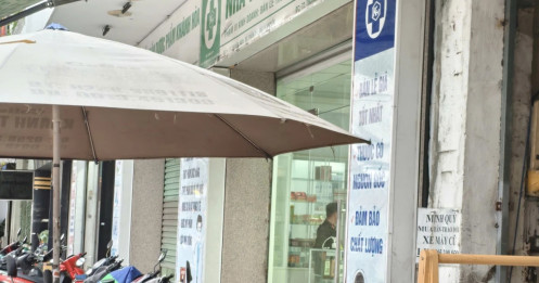 Công an khám xét tại trụ sở Công ty cổ phần Dược phẩm Khánh Hòa