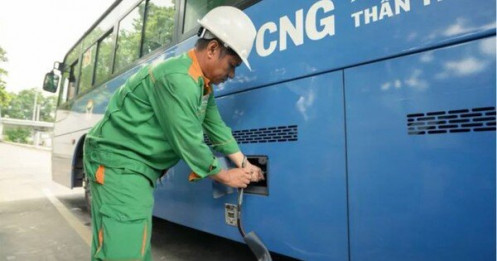 Gần 500 xe buýt TPHCM có thể ngừng hoạt động vì thiếu khí, Bộ Công Thương yêu cầu báo cáo