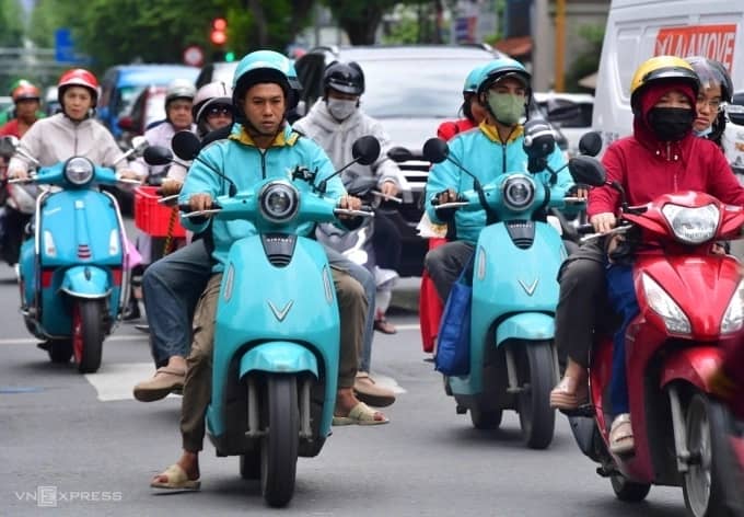 Xe máy điện chờ 'cứu tinh' từ đề xuất 20.000 tủ đổi pin
