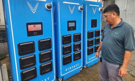 Xe máy điện chờ 'cứu tinh' từ đề xuất 20.000 tủ đổi pin