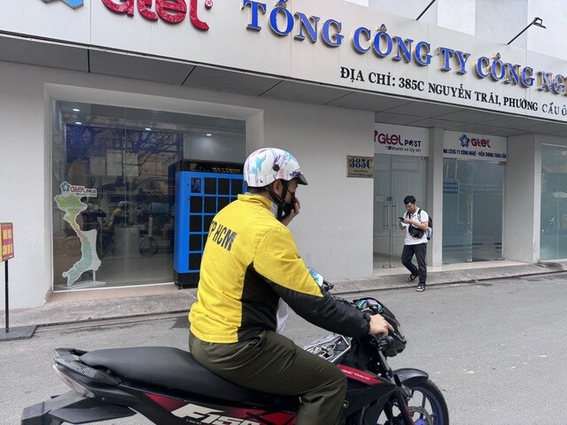 Tủ đổi pin xe máy điện xuất hiện ngày càng nhiều ở TPHCM