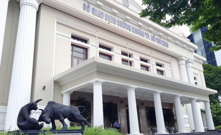 HoSE có tổng giám đốc sau thời gian dài 'trống ghế'