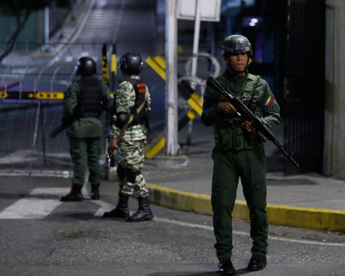 Nhân chứng nói 'bầu trời rực đỏ, mặt đất rung chuyển' khi Mỹ tấn công Venezuela