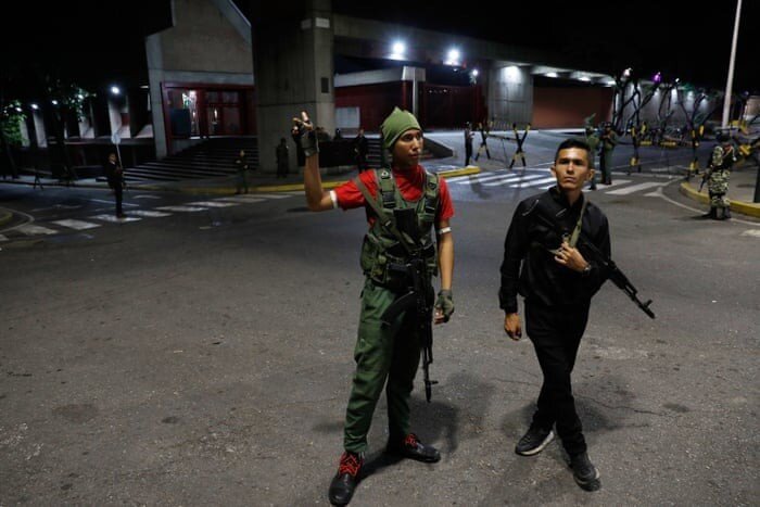 Nhân chứng nói 'bầu trời rực đỏ, mặt đất rung chuyển' khi Mỹ tấn công Venezuela
