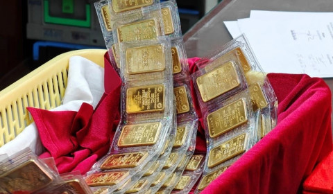 Giá vàng SJC thấp nhất hơn 1 tháng qua