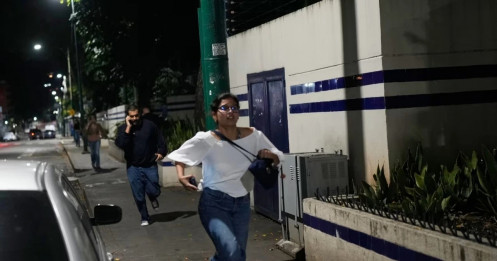 Nhân chứng nói 'bầu trời rực đỏ, mặt đất rung chuyển' khi Mỹ tấn công Venezuela