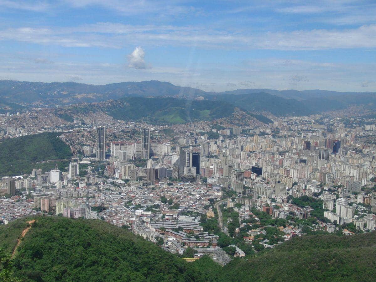 Ai gánh khoản nợ khổng lồ sau vụ Mỹ lật đổ Tổng thống Venezuela?