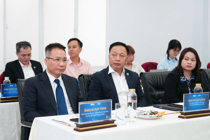 Cơ hội lịch sử của chứng khoán Việt Nam