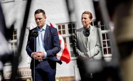 Thủ tướng Đan Mạch: Mỹ chiếm Greenland sẽ là dấu chấm hết của NATO