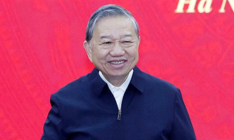 Tổng Bí thư: Đổi mới mô hình phát triển phải đứng trên mảnh đất thực tiễn Việt Nam