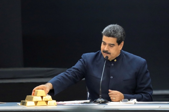 Venezuela từng chuyển hơn 100 tấn vàng tới Thụy Sĩ