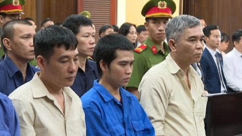 "Chi phí ngầm" để được bỏ qua lỗi vi phạm khi đăng kiểm