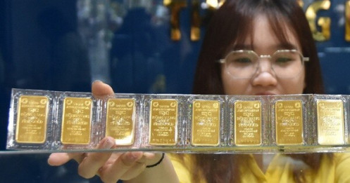 Sáng 8-1, giá vàng miếng SJC giảm, vàng nhẫn tiếp tục tăng