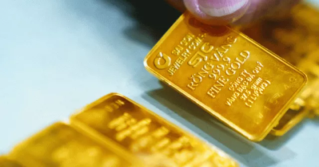 Thị trường tài chính biến động mạnh trước tin Chủ tịch Fed bị điều tra hình sự