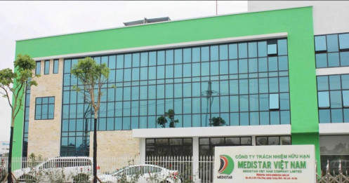 Huy động 200 cảnh sát khám xét đường dây sản xuất thực phẩm chức năng giả với quy mô gần 1.800 tỷ đồng