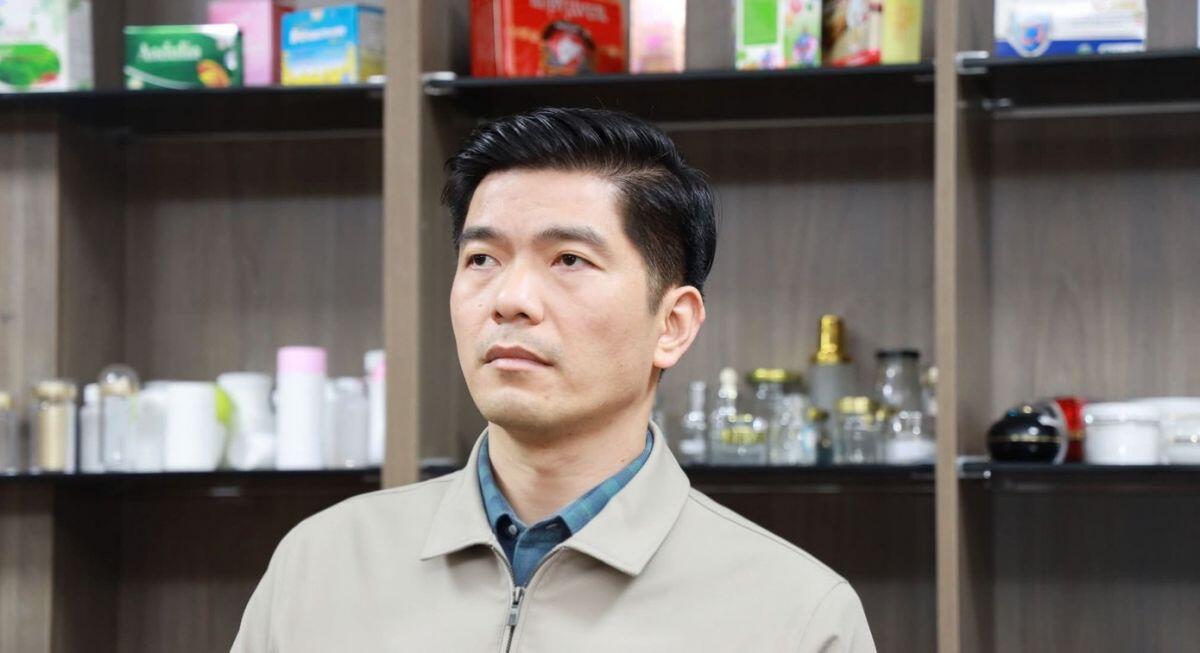 Huy động 200 cảnh sát khám xét đường dây sản xuất thực phẩm chức năng giả với quy mô gần 1.800 tỷ đồng