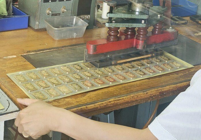 Giá vàng hôm nay 19-1: Tăng mạnh khi vừa mở cửa tuần mới