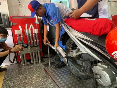TPHCM yêu cầu trạm đăng kiểm chuẩn bị đo khí thải xe máy