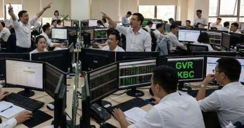 Ai đang chi gần 9.000 tỷ đồng gom cổ phiếu HDBank?