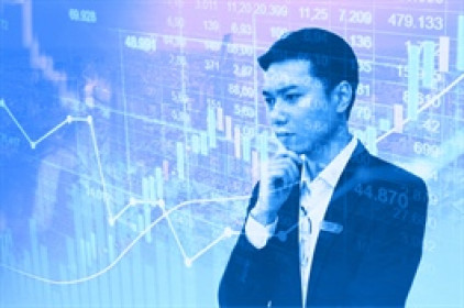 Nỗi lòng người trong cuộc vào năm 'khó kiếm tiền nhất' sàn chứng khoán