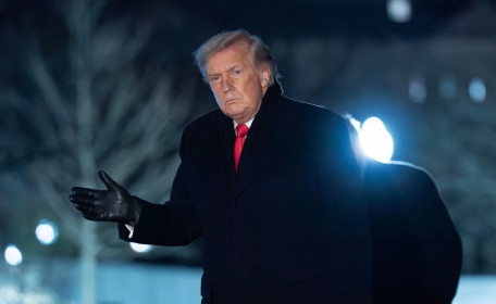 Tổng thống Mỹ Trump dọa áp thuế 200% với mặt hàng chủ lực của Pháp vì từ chối Hội đồng Hòa bình