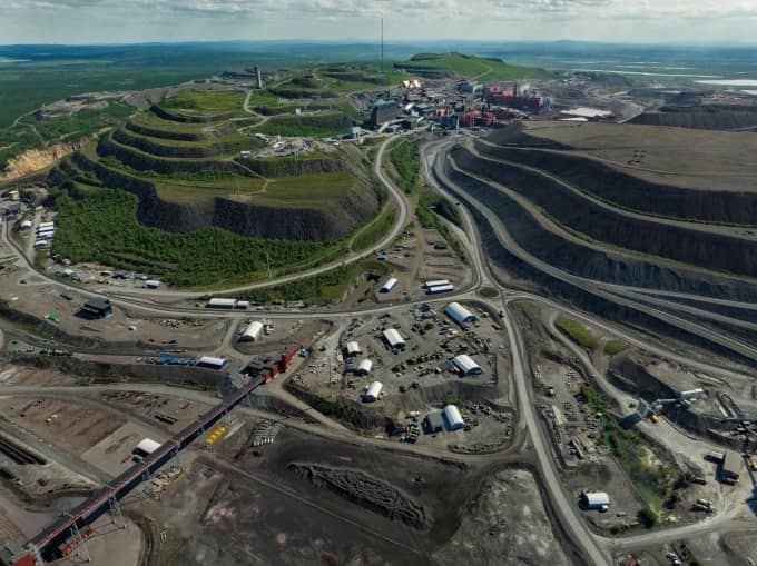 Châu Âu chậm chân trong cuộc đua đất hiếm ra sao