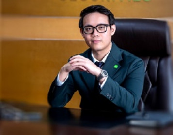 Cổ phiếu DSC “nằm sàn” với thanh khoản kỷ lục sau thông tin Chủ tịch HĐQT đăng ký bán hơn 21 triệu cp