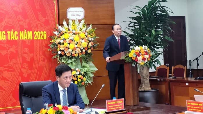 Thứ trưởng Bộ Nông nghiệp và Môi trường: Thịt heo, nội tạng thối, không rõ nguồn gốc ở đâu ra?