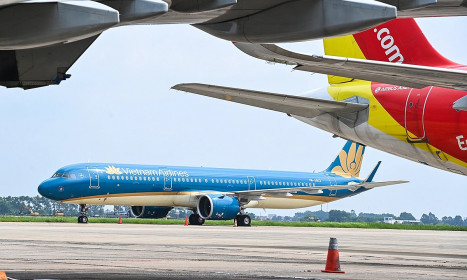 Giá vé máy bay, tàu Tết tăng cao dù nguồn cung kỷ lục