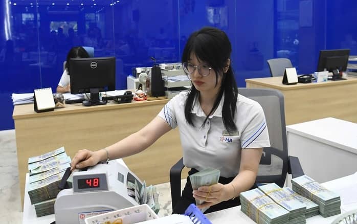 Nhiều ngân hàng công bố lợi nhuận tỉ đô