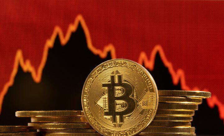 Bitcoin lao dốc xuống mức thấp nhất 2 tháng